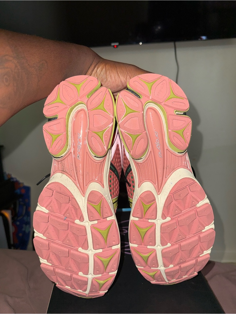 JAE TIPS x SAUCONY PROGRID TRIUMPH 4 - Picture 7 of 10